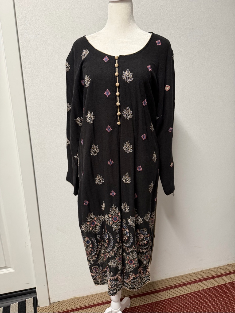 Black Embroidered Pakistani 2 Piece Winter Shalwar Kameez Suit